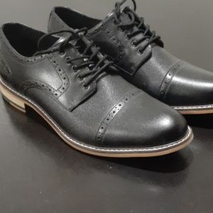 Mens Bar lll casual dress shoes